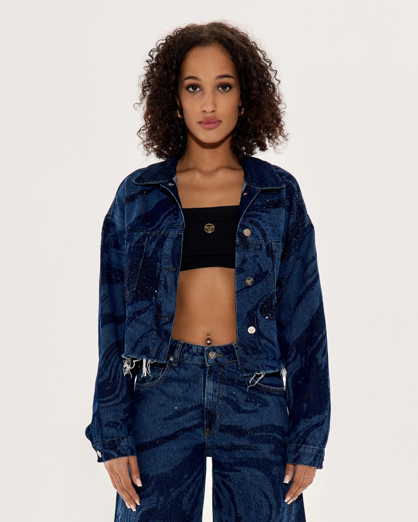 Blue Cropped denim jacket with crystals – bold and stylish look